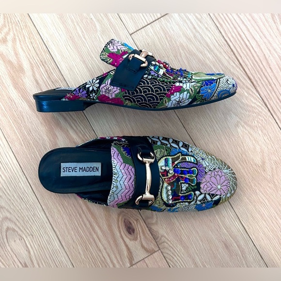 STEVE MADDEN Kandi Mule Elephant Tapestry Shoes Size 6 - Picture 4 of 9
